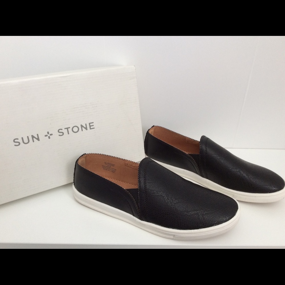 Sun + Stone Mariam sneaker black size 8.5